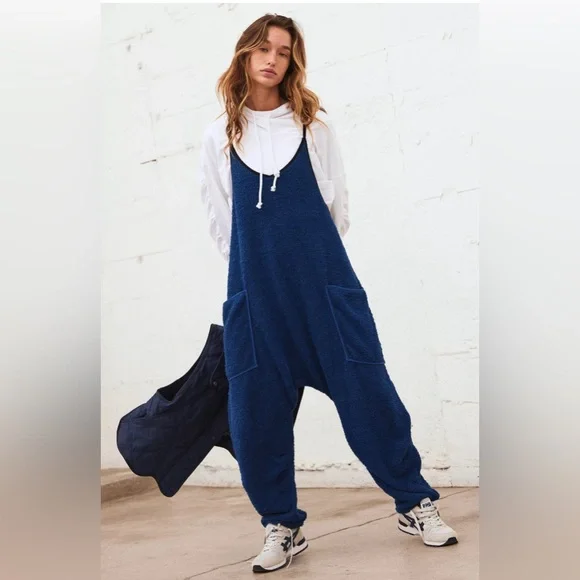 FP Movement Women's Hot Shot Cuddle Up Onesie NWT - Picture 2 of 9